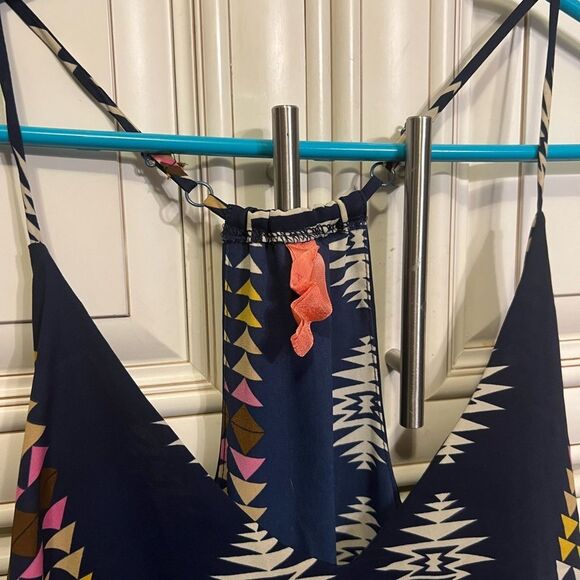 Multi color beautiful jumper
Eight Sixty Sz M - Picture 7 of 10